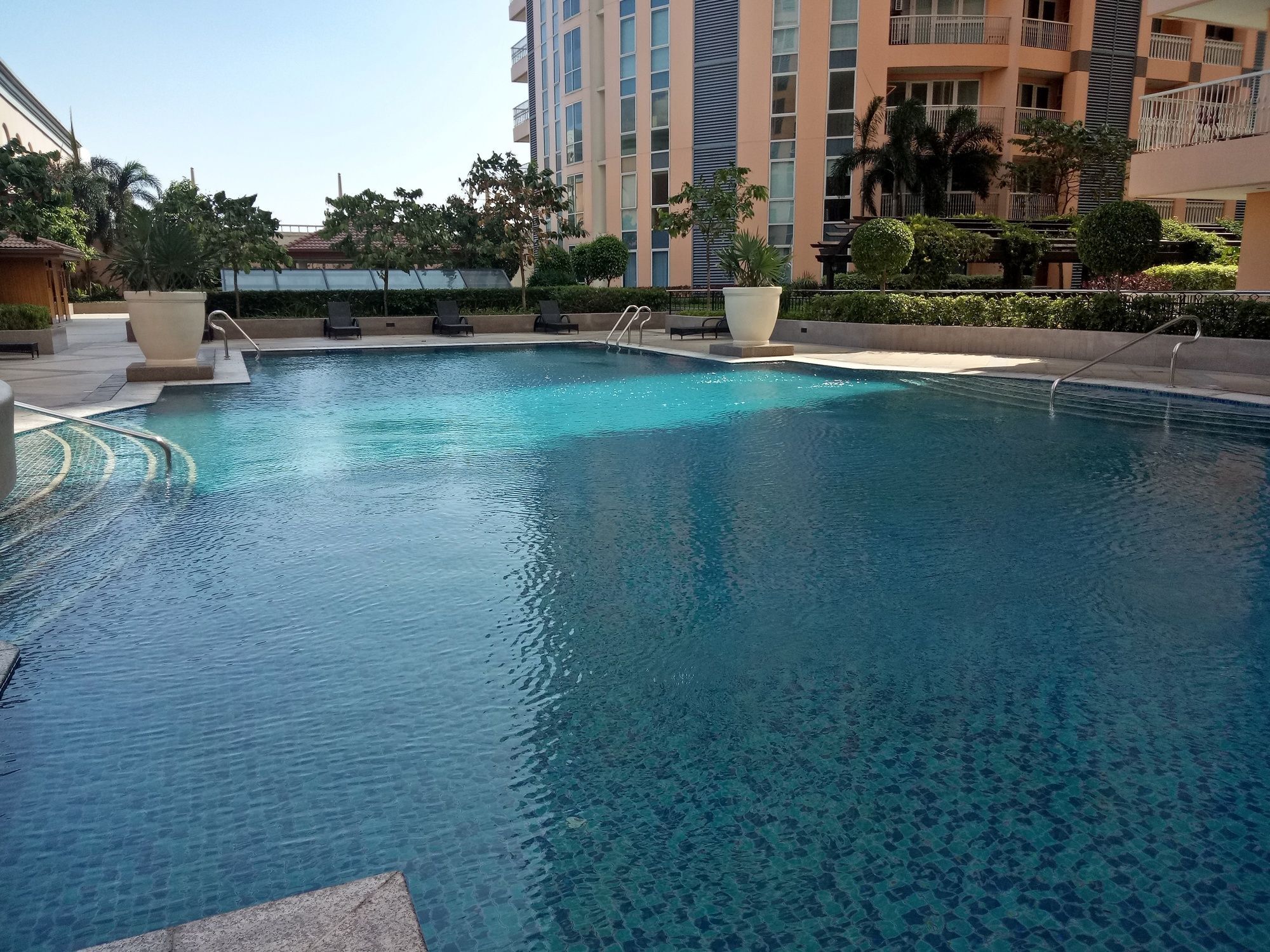 Venice Mckinley Hill Taguig Bgc Exterior photo