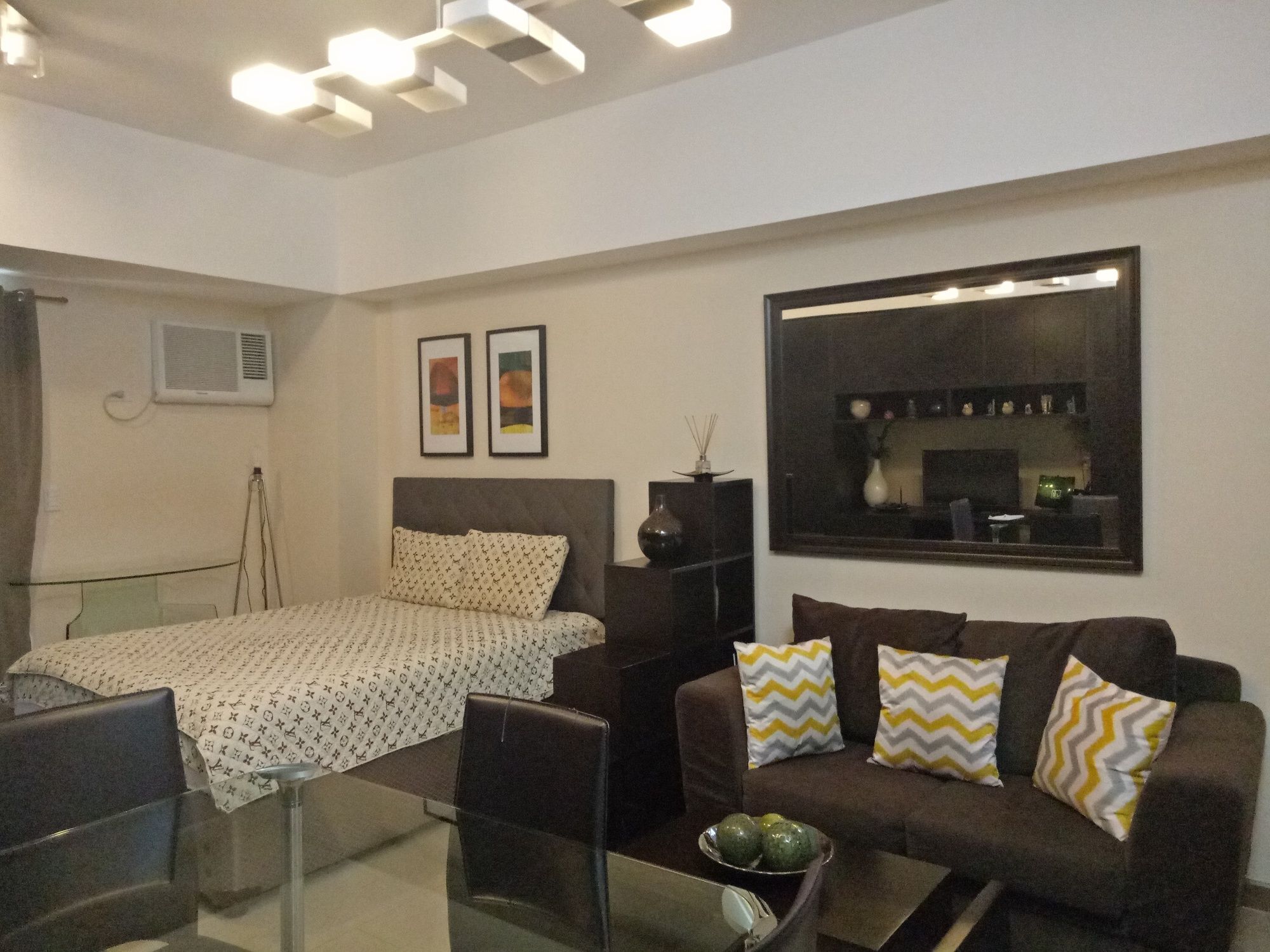 Venice Mckinley Hill Taguig Bgc Exterior photo