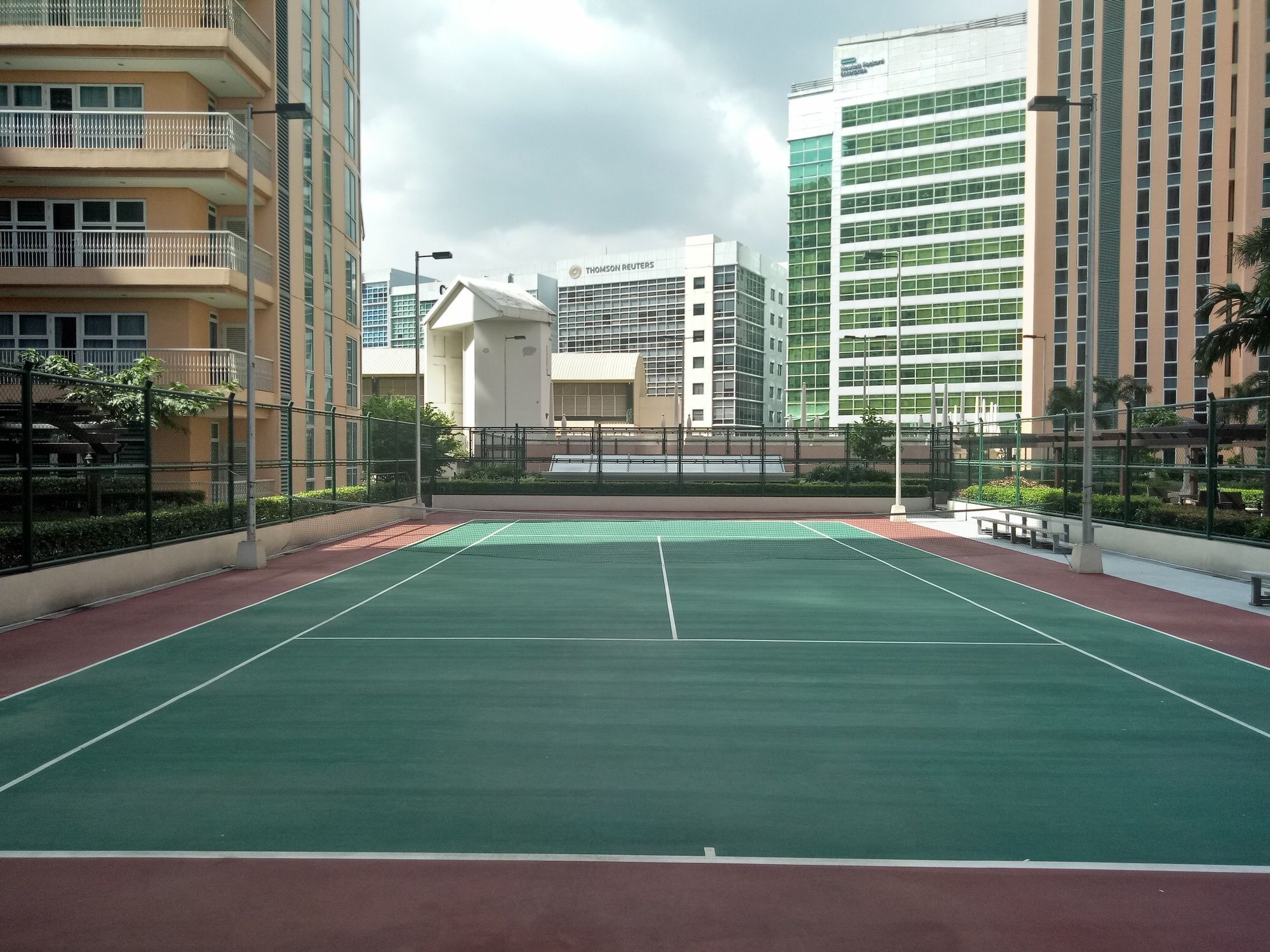 Venice Mckinley Hill Taguig Bgc Exterior photo