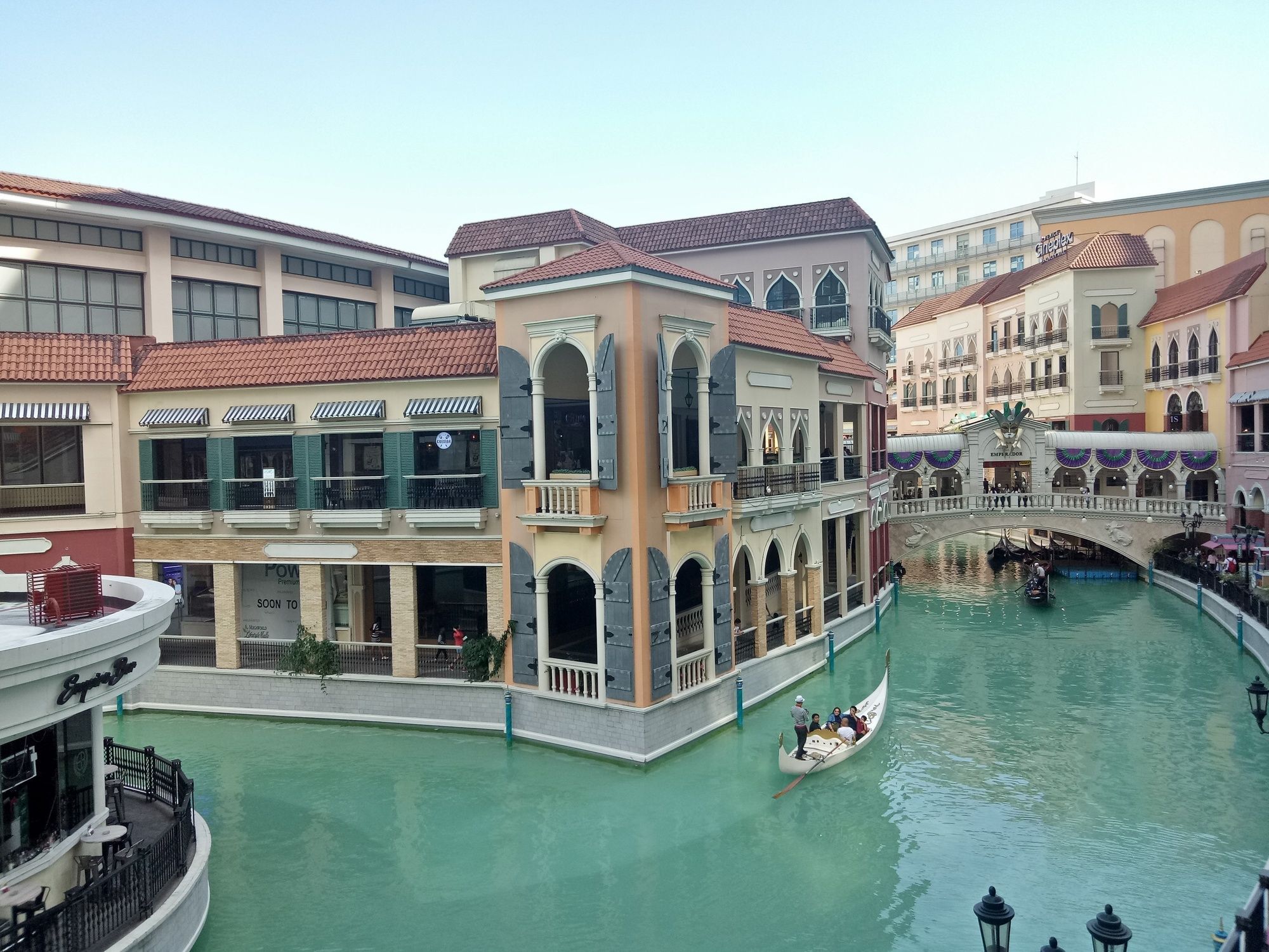 Venice Mckinley Hill Taguig Bgc Exterior photo