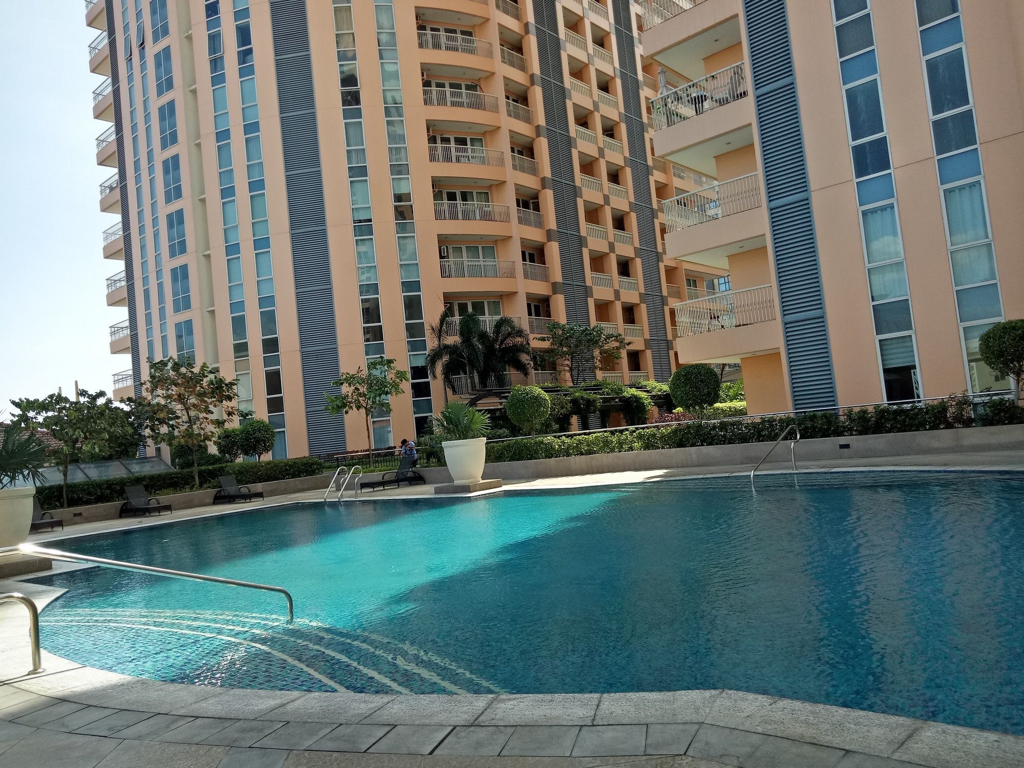 Venice Mckinley Hill Taguig Bgc Exterior photo